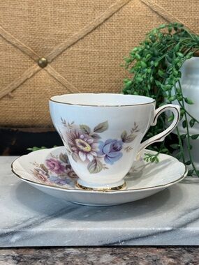 Royal Sutherland Teacup & Saucer - Purple Floral